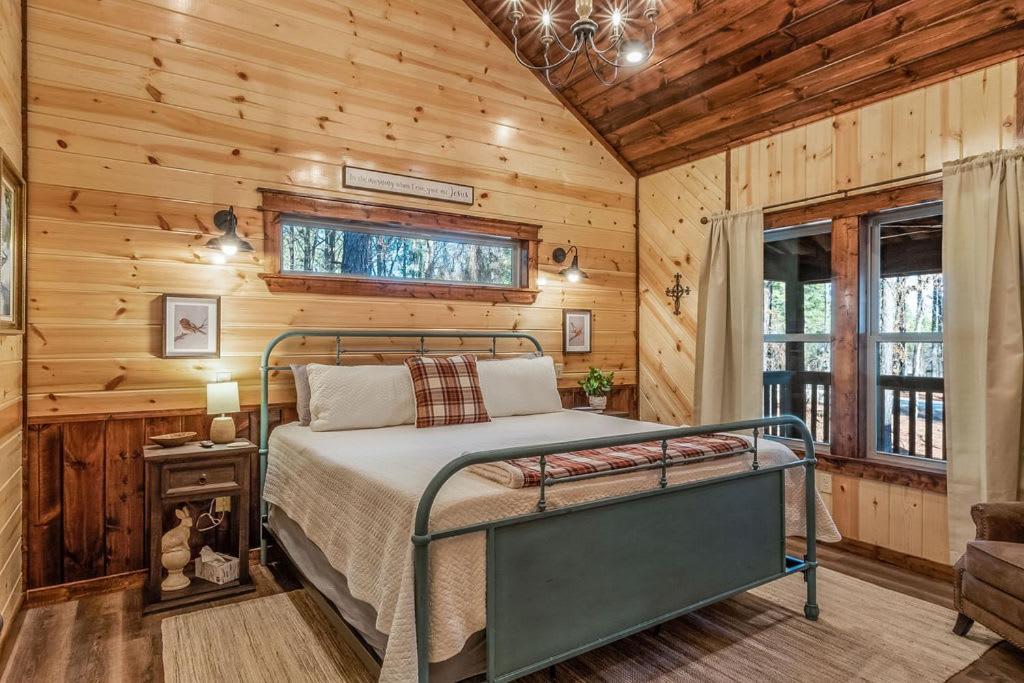 Large Luxury 2Br Cabin W Hot Tub Double Trouble Was Designed For Fun Comfort And Memories Minutes From Buzzling Hochatown And Beautiful Beaver Bend State Park Broken Bow Eksteriør bilde