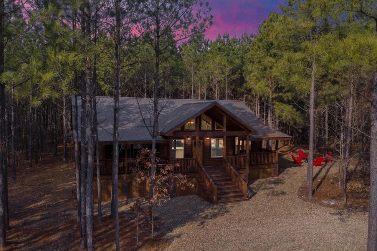 Large Luxury 2Br Cabin W Hot Tub Double Trouble Was Designed For Fun Comfort And Memories Minutes From Buzzling Hochatown And Beautiful Beaver Bend State Park Broken Bow Eksteriør bilde