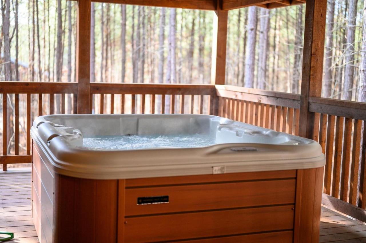 Large Luxury 2Br Cabin W Hot Tub Double Trouble Was Designed For Fun Comfort And Memories Minutes From Buzzling Hochatown And Beautiful Beaver Bend State Park Broken Bow Eksteriør bilde