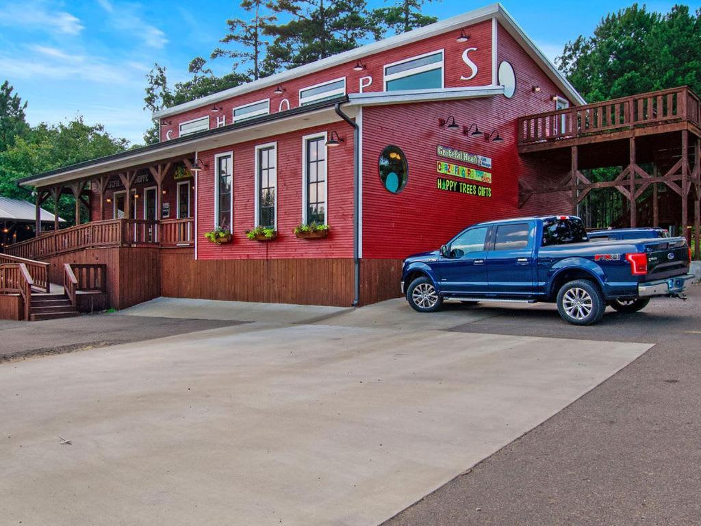 Large Luxury 2Br Cabin W Hot Tub Double Trouble Was Designed For Fun Comfort And Memories Minutes From Buzzling Hochatown And Beautiful Beaver Bend State Park Broken Bow Eksteriør bilde