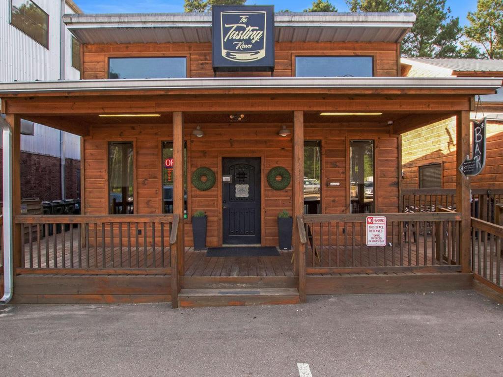 Large Luxury 2Br Cabin W Hot Tub Double Trouble Was Designed For Fun Comfort And Memories Minutes From Buzzling Hochatown And Beautiful Beaver Bend State Park Broken Bow Eksteriør bilde